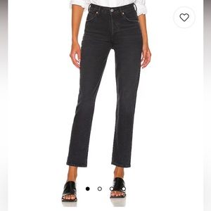CITIZENS OF HUMANITY Charlotte High-Waisted Straight Jeans. Size 31. Black.